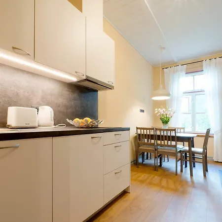 Verona Apartments - Maerjamaa Eksteriør billede